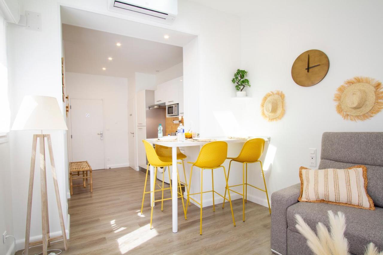 Soleil D'Ete - Netflix & Wifi - Balcon - Climatisation - Parking Gratuit - Check-In 24H24 - Emplacement Velos - Goodmarning Chalons en Champagne Bagian luar foto